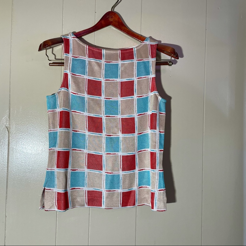 St. John small geometric print sleeveless top y2k